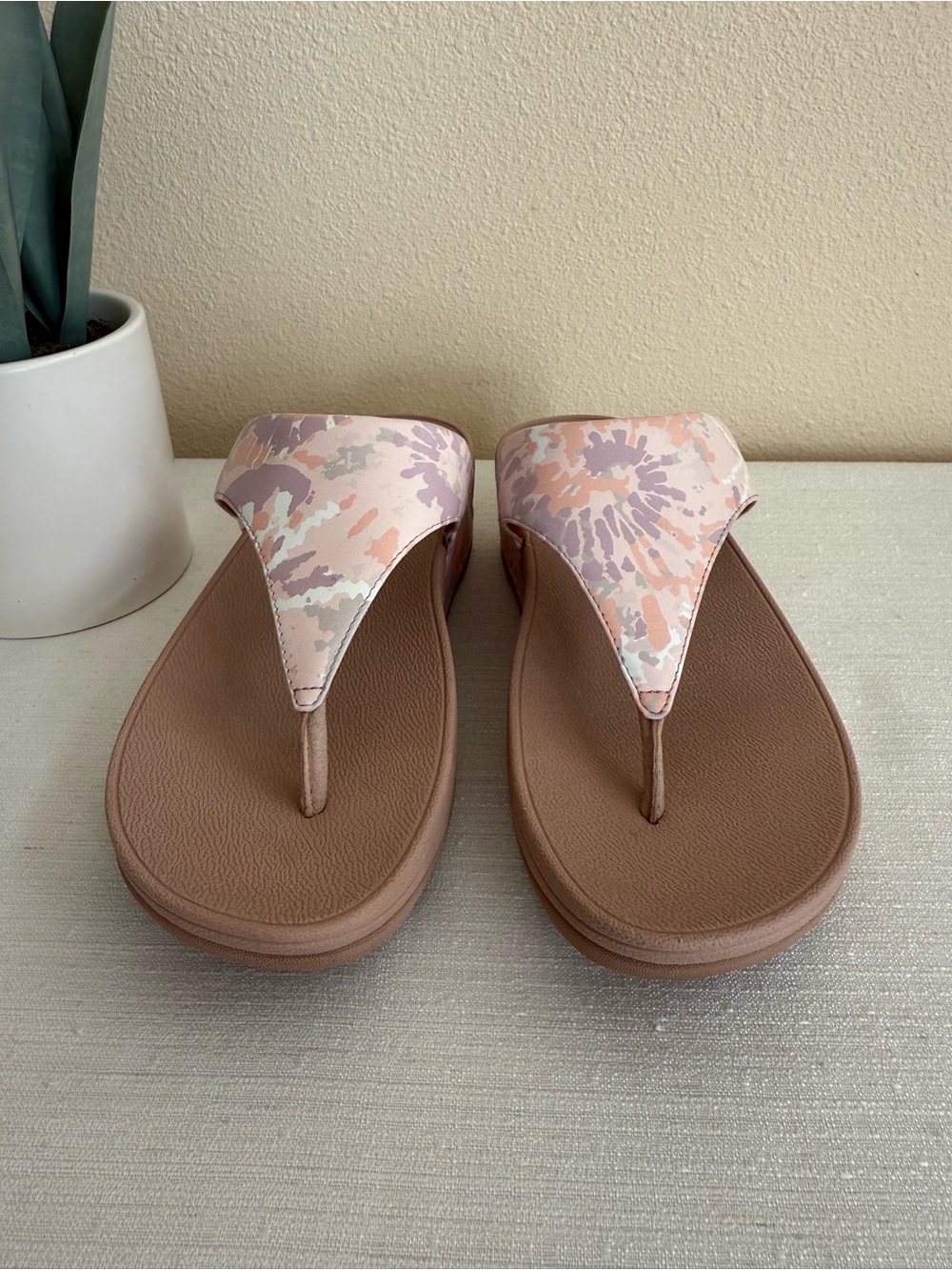 FitFlop Pink Camo Platform Flip Flop Sandals - Picture 5 of 11